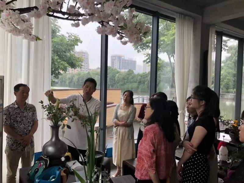 吴越流插花培训班 第九期艺花道中国传统插花班学员结业考试作品