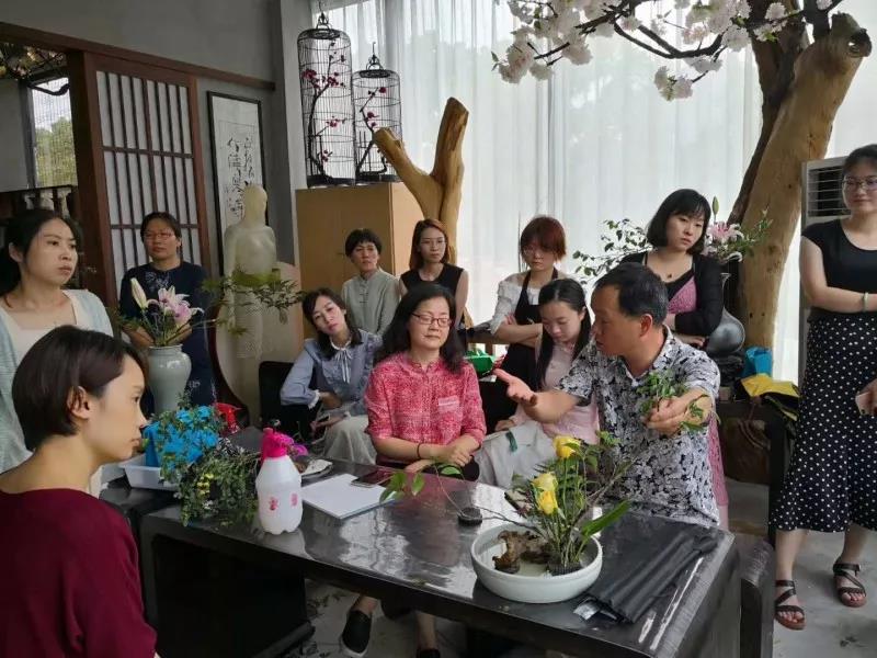 江志清老师 第九期艺花道中国传统插花班学员结业考试作品