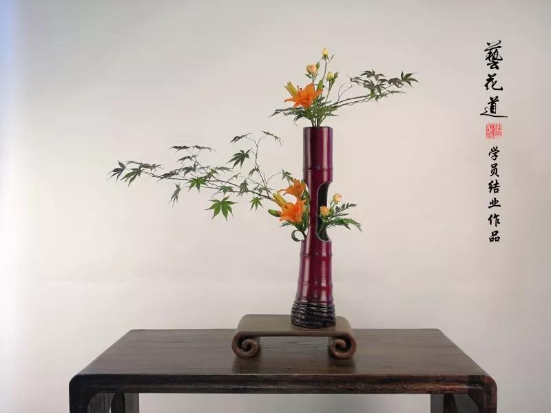 吴越流插花作品 第九期艺花道中国传统插花班学员结业考试作品