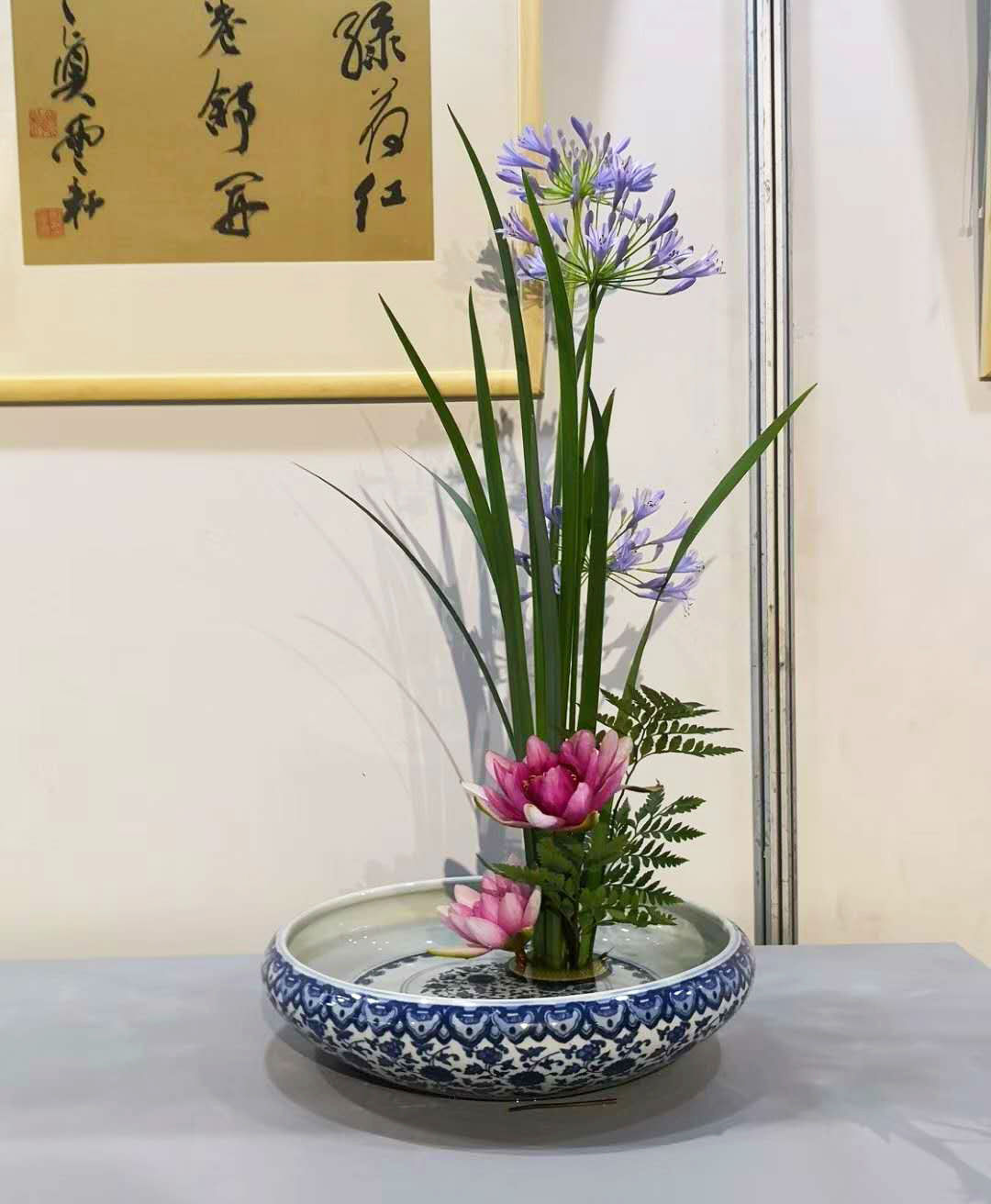 荷花插花