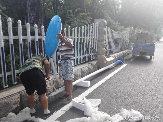 聊城：园南街安了新节能路灯