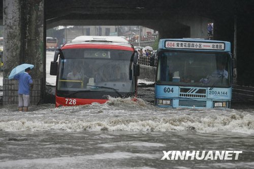 大雨