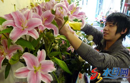 鲜花促销战提前打响
