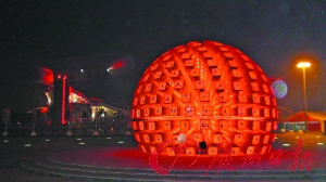 灯光雕塑点缀广州美景