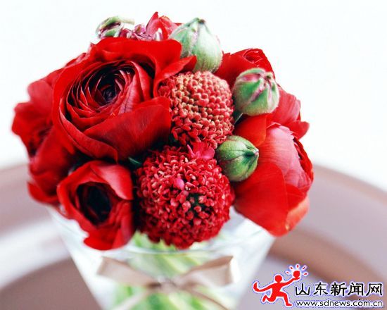 山东：情人节撞上春节 鲜花店撞出风险
