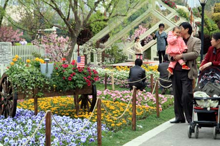 上海植物园园长胡永红：“世博花卉需求绝对有保障”
