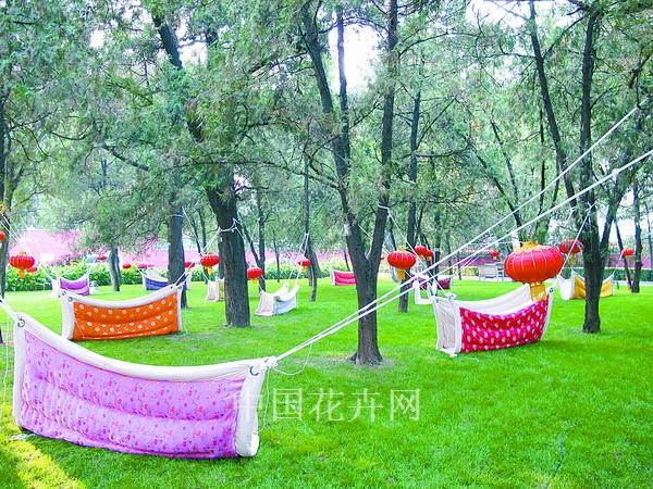 北京灯光艺术节 玩味“光与物”的魅力世界