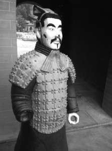 雕塑断手