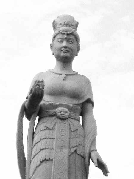 西北大学现代学院的“女娲”雕塑