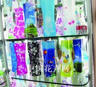 新颖的PVC材质塑料花瓶亮相义乌