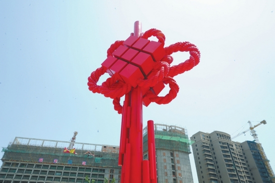 合肥：“中国结”雕塑已安装完工（图）