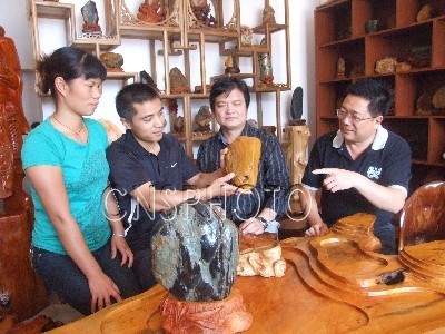 福建连城：天然黄蜡石成为收藏新宠(图)