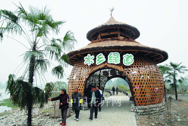 成都新津县：“鸡笼”竹亭现绿道(图)