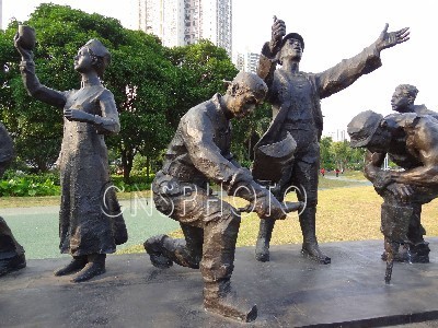 深圳市“建设者”雕像群成靓丽风景（图）