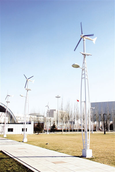 环保路灯亮相通辽新城区市政广场