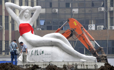 南充：“嘉陵江女神”开始搬新家