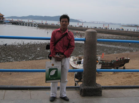 李丙强（泰安市泰山景区聚景园艺场）