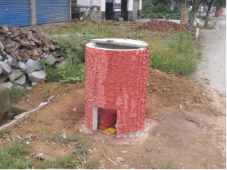 桂林市严关永兴街垃圾桶“上岗”