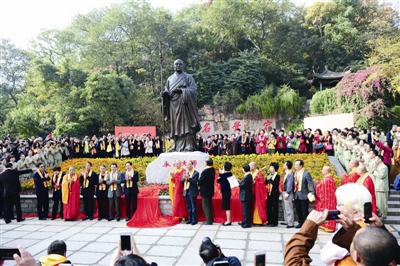 永嘉大师塑像上午揭幕