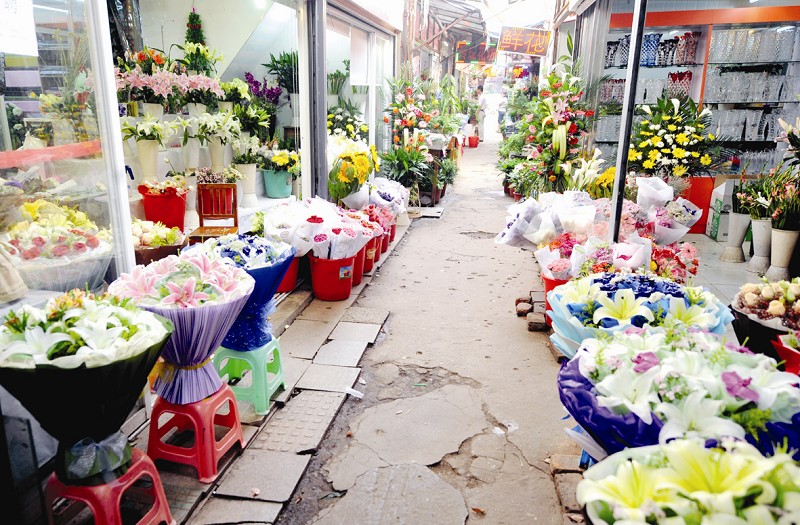 武汉鲜花店一半现亏损 花店面临转型难关