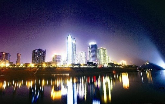 璀璨三江夜