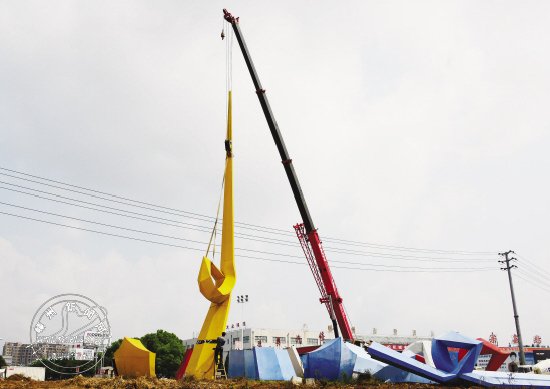 绍兴嵊州让路于民 领带雕塑“退出历史舞台”