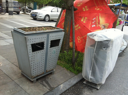 垃圾箱更换