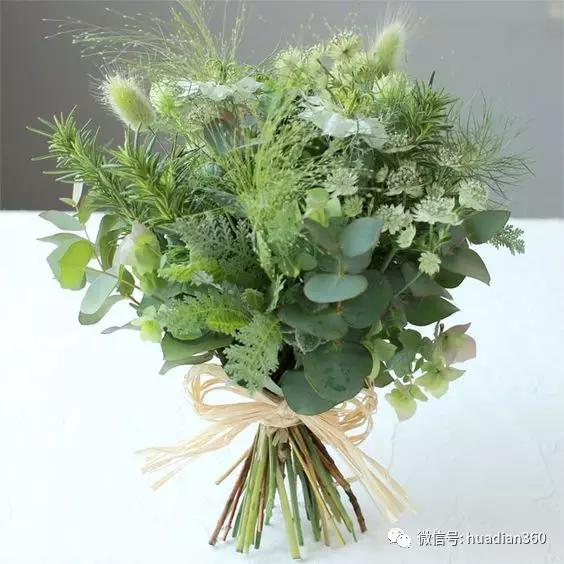 清新雅致的叶子花束